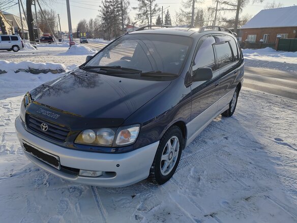 1996 Toyota Ipsum I (M10), синий, 757000 рублей