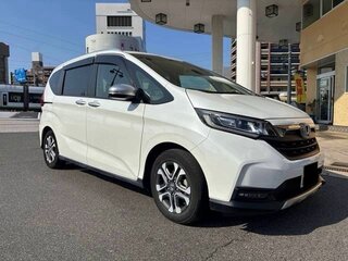 2022 Honda Freed II Рестайлинг, белый, 1236000 рублей, вид 1