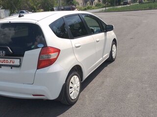 2012 Honda Fit II, белый, 750000 рублей, вид 4