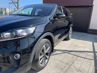 2018 Kia Sorento 6-speed III Prime Рестайлинг, чёрный, 3050000 рублей, вид 5