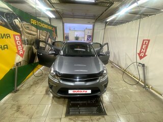 2018 Kia Rio IV, серый, 1570000 рублей, вид 2
