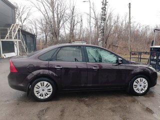 2010 Ford Focus II Рестайлинг, фиолетовый, 500000 рублей, вид 4