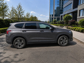 2022 Hyundai Santa Fe IV Рестайлинг, серый, 4200000 рублей, вид 4