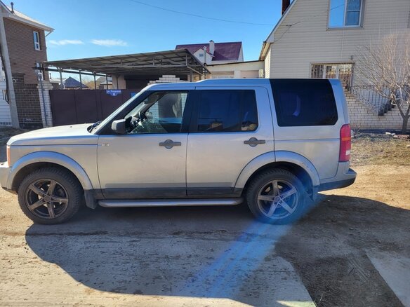 2008 Land Rover Discovery III, серебристый, 1990000 рублей - вид 11