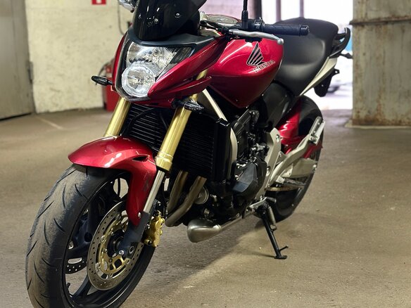 2008 Honda CB 600F Hornet, красный, 540000 рублей - вид 1