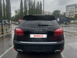 2010 Porsche Cayenne S II (958), чёрный, 3000000 рублей, вид 3