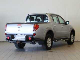 2011 Mitsubishi L200 IV, серебристый, 2000000 рублей, вид 5