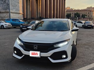 2018 Honda Civic X, белый, 1600000 рублей, вид 1
