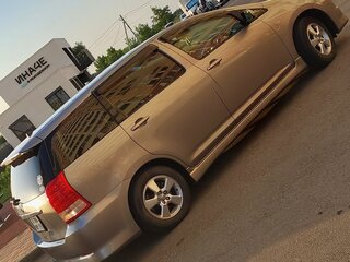 2008 Toyota Wish I Рестайлинг, серебристый, 1330000 рублей, вид 2