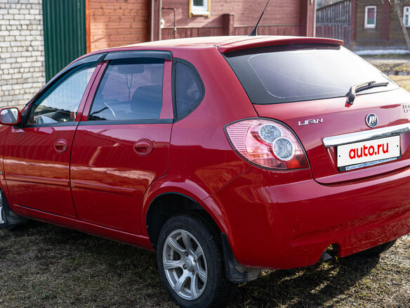2010 Lifan Breez (520), красный, 350000 рублей - вид 1