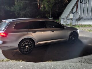 2017 Volkswagen Passat DSG7 B8, серебристый, 2000000 рублей, вид 2