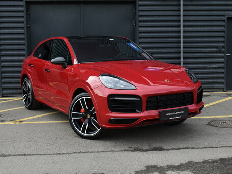 2021 Porsche Cayenne Coupé III, красный, 9200000 рублей, вид 3