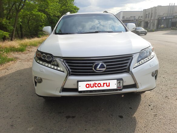 2014 Lexus RX 450h III Рестайлинг, белый, 3250000 рублей