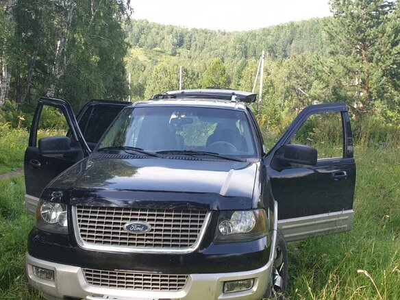 2005 Ford Expedition II, чёрный, 2100000 рублей - вид 27