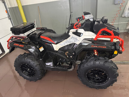 2017 BRP Can-Am Outlander X MR 1000R, красный, 1400000 рублей, вид 3