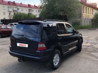 1998 Mercedes-Benz M-Класс 320 I (W163), синий, 645000 рублей, вид 5