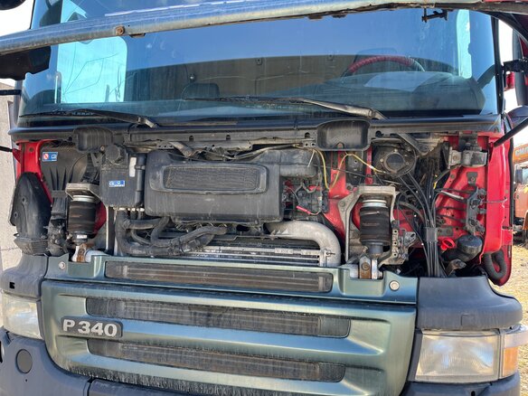 2011 Scania P-series, красный, 1949000 рублей - вид 14