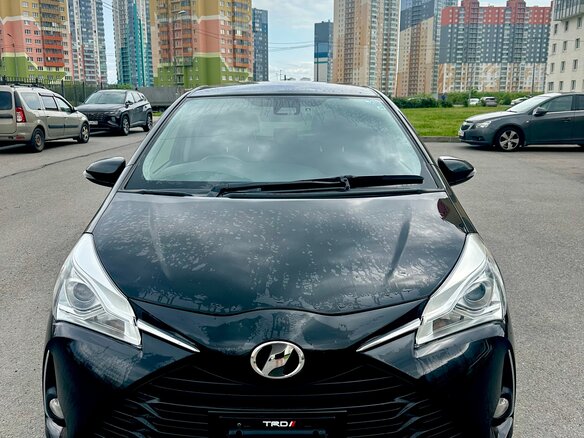 2019 Toyota Vitz III (XP130) Рестайлинг 2, чёрный, 1150000 рублей