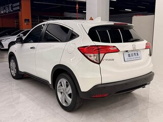 2022 Honda Vezel I Рестайлинг, белый, 1330000 рублей, вид 4