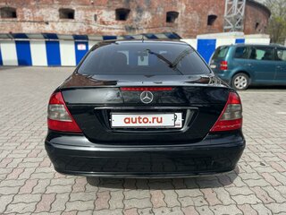 2007 Mercedes-Benz E-Класс 200 III (W211, S211) Рестайлинг, чёрный, 1210000 рублей, вид 1