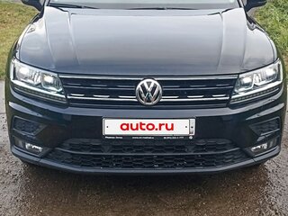 2019 Volkswagen Tiguan II, чёрный, 3770000 рублей, вид 2