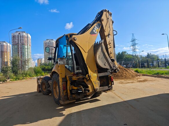 2011 Caterpillar 428, жёлтый, 4200000 рублей - вид 16