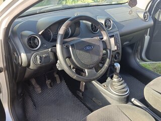 2005 Ford Fiesta Mk5, серебристый, 215000 рублей, вид 5