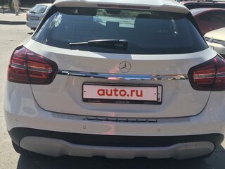 2017 Mercedes-Benz GLA 250 I (X156) Рестайлинг, белый, 2550000 рублей, вид 3