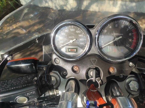 1998 Honda X4, серебристый, 650000 рублей - вид 12