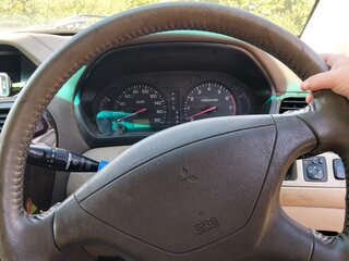 1999 Mitsubishi Chariot Grandis III, зелёный, 80000 рублей, вид 4