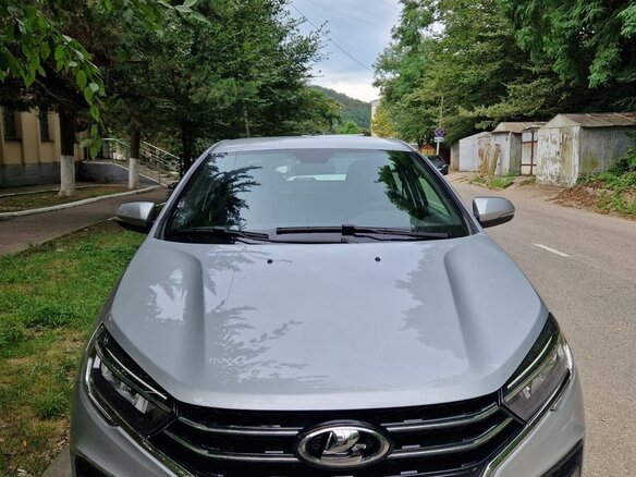 2023 Lada (ВАЗ) Vesta I Рестайлинг (NG), серебристый, 1600000 рублей