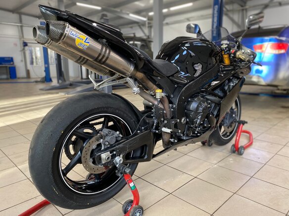 2008 Yamaha YZF-R1, чёрный, 630000 рублей - вид 26