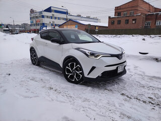 2019 Toyota C-HR I, белый, 2080000 рублей, вид 4