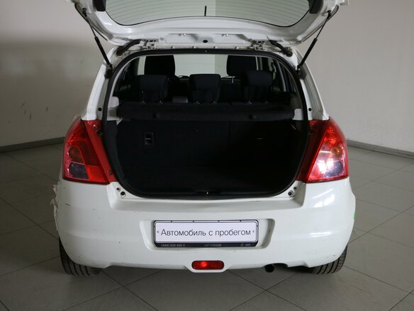 2008 Suzuki Swift III, белый - вид 14