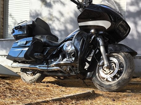2006 Harley-Davidson Road Glide, чёрный, 750000 рублей, вид 1