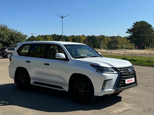 2019 Lexus LX 450d III Рестайлинг 2, белый, 11100000 рублей - вид 2
