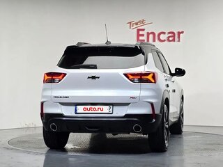 2023 Chevrolet TrailBlazer III Рестайлинг, белый, 1595000 рублей, вид 5