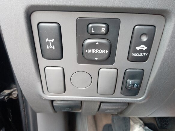 2012 Toyota Hilux VII Рестайлинг, чёрный - вид 15