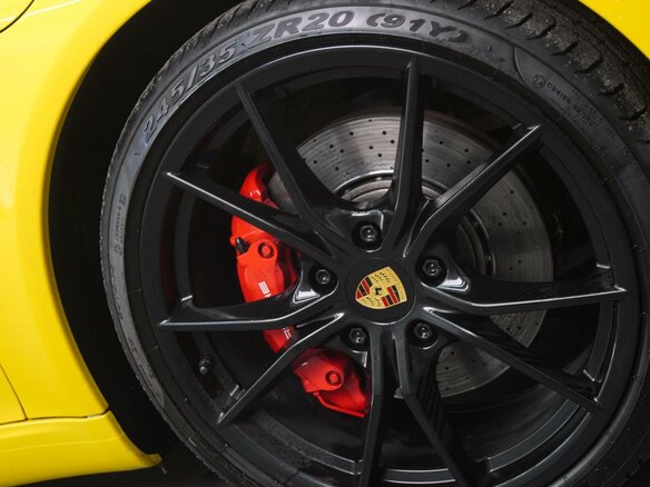 2016 Porsche 911 Carrera S VII (991) Рестайлинг, жёлтый, 7199000 рублей - вид 7