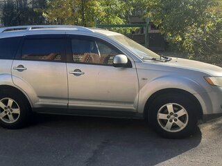 2008 Mitsubishi Outlander II, серебристый, 900000 рублей, вид 4