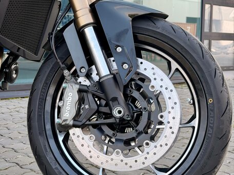 2026 QJMotor SRK 550, красный, 569000 рублей, вид 5