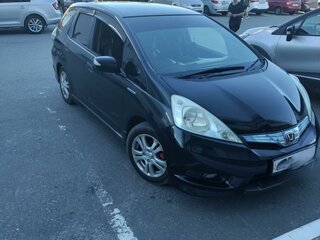 2013 Honda Fit Shuttle I Рестайлинг, чёрный, 800000 рублей, вид 3
