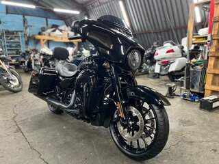 2018 Harley-Davidson Street Glide Special, чёрный, 1880000 рублей, вид 1