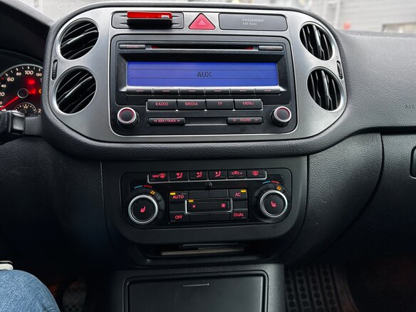 2010 Volkswagen Tiguan I, белый, 760000 рублей - вид 16