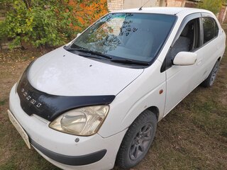 1999 Toyota Prius I (XW10), белый, 310000 рублей, вид 2