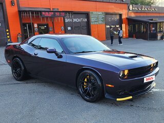 2021 Dodge Challenger R__T III Рестайлинг 2, фиолетовый, 5900000 рублей, вид 3