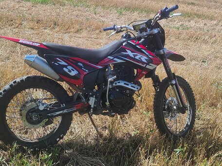2023 Motoland XR250, красный, 137000 рублей, вид 1