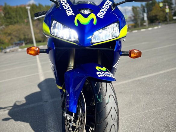 2006 Honda CBR 600RR, синий, 700000 рублей - вид 2