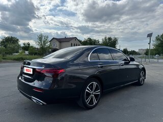 2021 Mercedes-Benz E-Класс 250 V (W213, S213, C238) Рестайлинг, серый, 4800000 рублей, вид 3