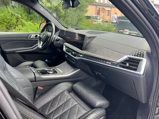 2024 BMW X5 40i IV (G05/G18) Рестайлинг, чёрный, 9800000 рублей, вид 5